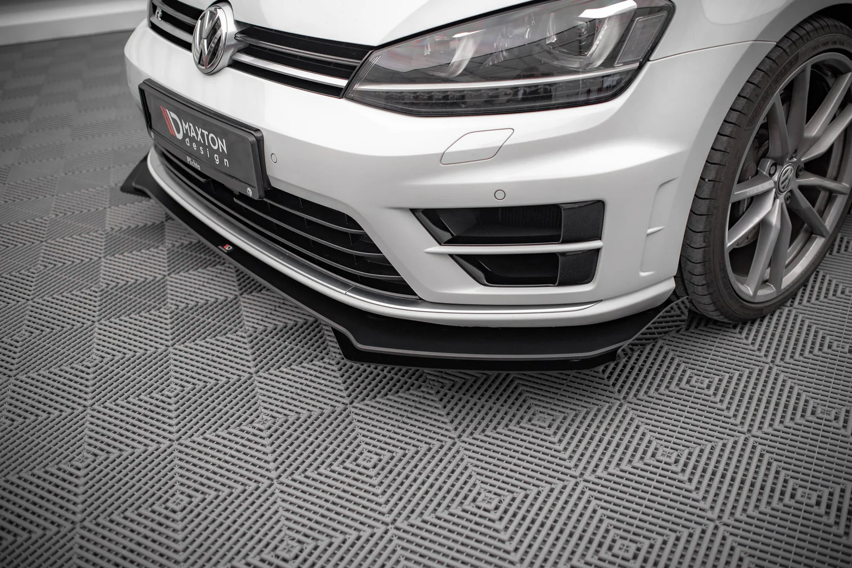 Rajout de lame Front Flaps Maxton - VW Golf 7R 2013 - 2016