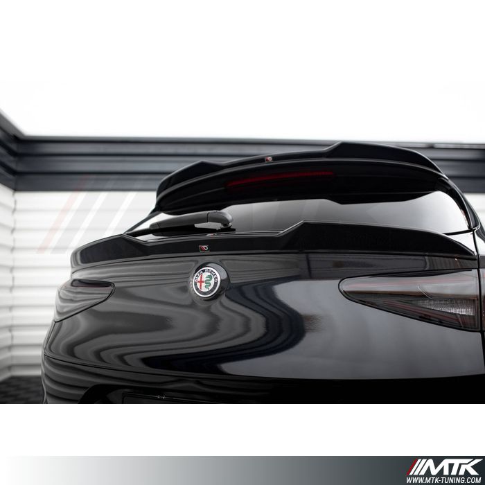 Rajout de  becquet  inerieur Maxton Alfa Romeo Stelvio X
