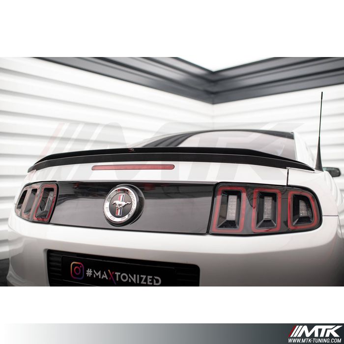 Rajout de becquet Maxton Ford Mustang Mk5 Facelift