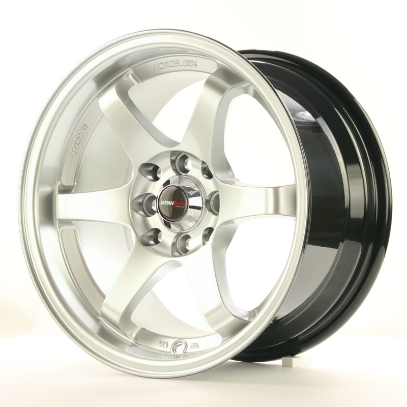 Japan Racing JR-3 Hyper silver 15x8 ET25