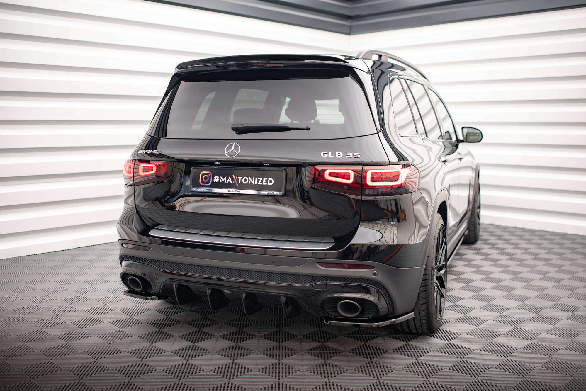 Diffuseur arrière Maxton pour Mercedes GLB 35 AMG X247 2019-2023 AMG
