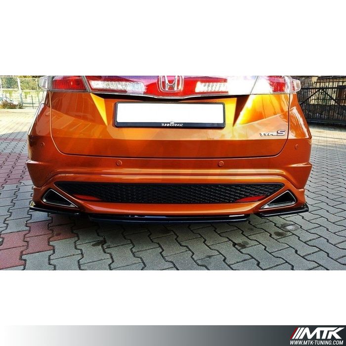 thumbnail image 2 of Ultimate Styling Front Fog Light – Passenger Side Left – For Honda Civic Mk8 Hatchback (2006-2012) Type R Style 2 of 3