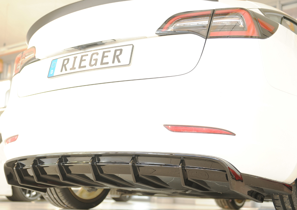 Diffuseur RIEGER Tesla Model 3